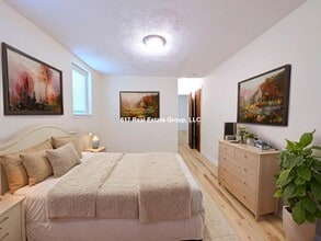 Building Photo - 2018 Commonwealth Ave