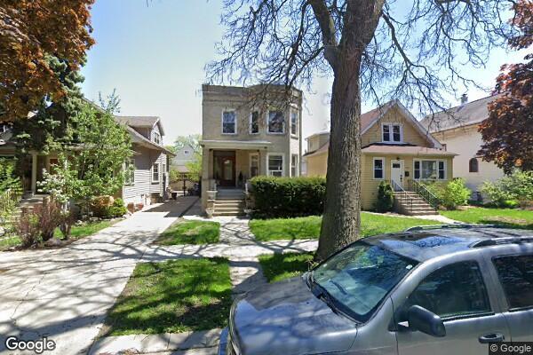 Building Photo - 4045 N Leamington Ave