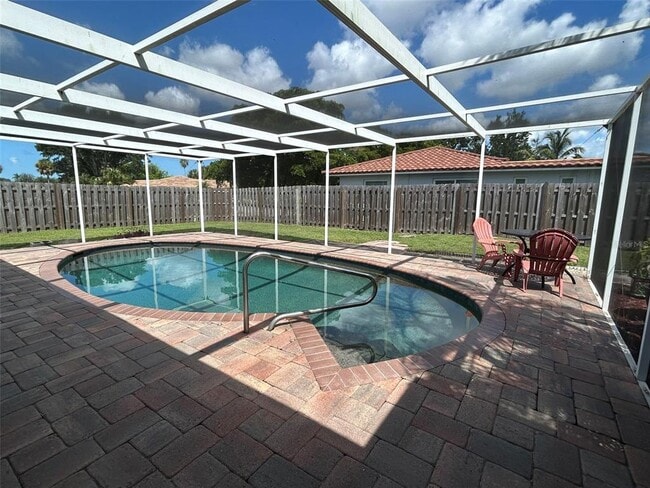 Foto del edificio - 3507 Pinecrest St