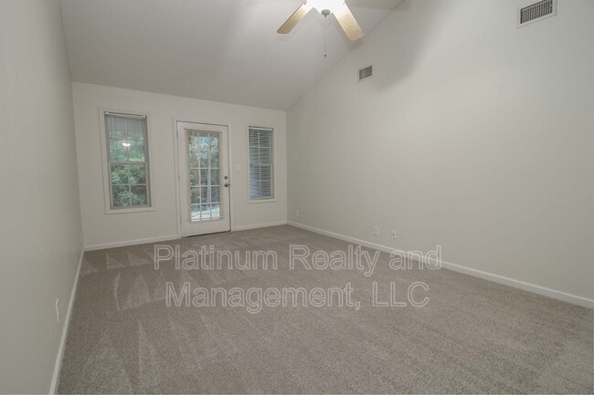 Building Photo - 299 Raleigh Dr