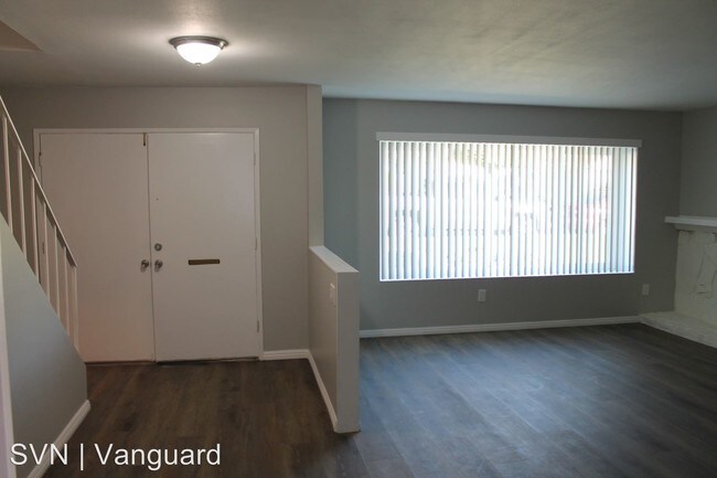 Building Photo - 141 N Fonda St