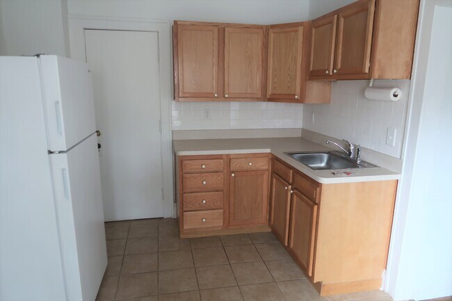 Photo - Gerald Manor Apartments