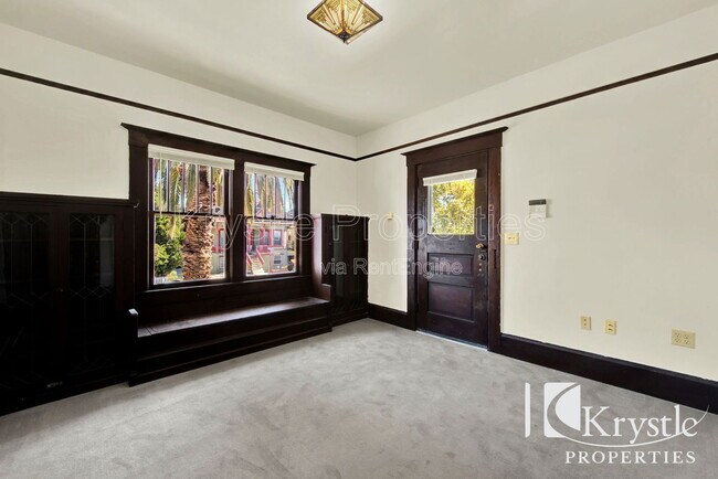 Building Photo - 417 El Dorado St