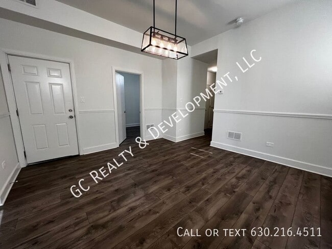 Building Photo - 6401 S Eberhart Ave