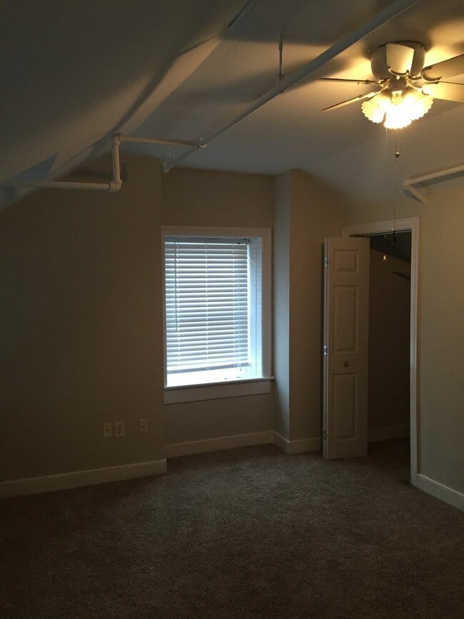 Photo - 1731 E Main St Apartment