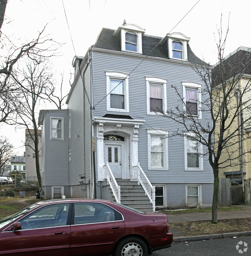 Foto del edificio - 28 Remsen Ave