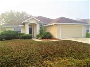 Building Photo - 3741 Woodbriar Dr