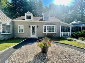 Building Photo - 518 Dublin Rd