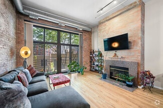 Building Photo - 1525 S Michigan Ave