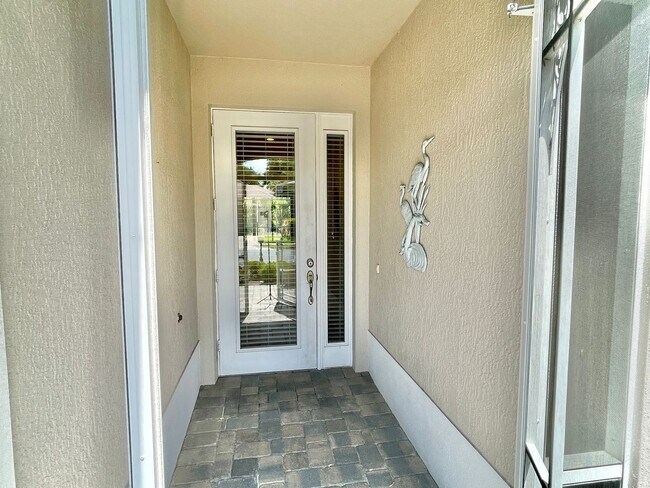 Foto del edificio - 3+ Bedroom quality built home in desirable...