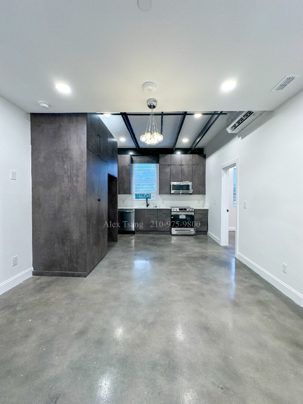 Photo - 630 Montana St