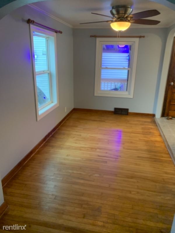 Building Photo - 3 br, 1 bath House - 5760 New St