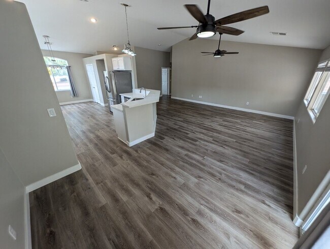 Foto del edificio - 8040 Villa Rosarito St