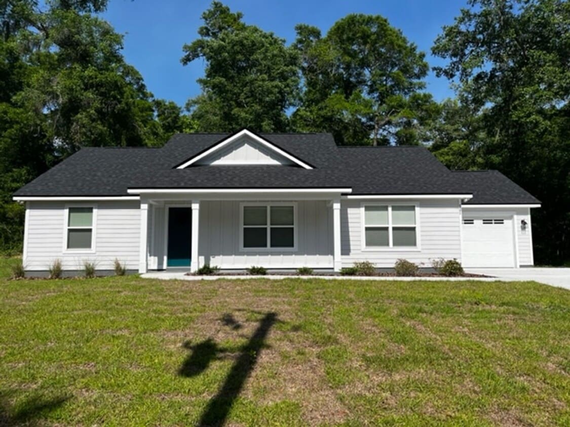 121 HarveyMelton Rd, Crawfordville, FL 32327 House Rental in