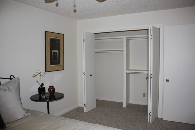 Master Bedroom - 3107 Orris Ln
