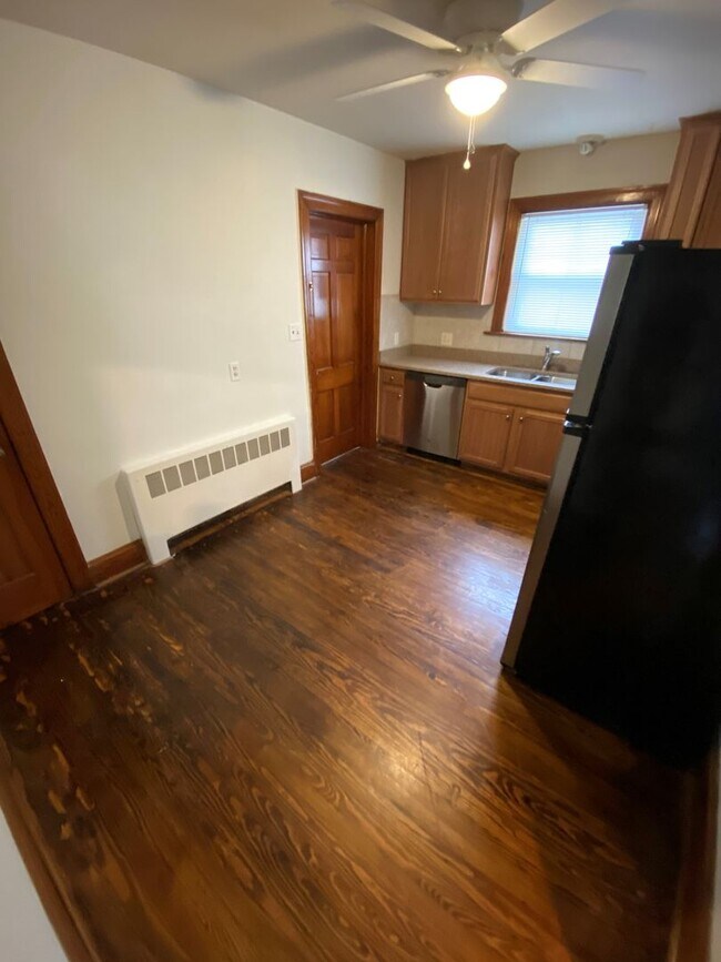 Foto del edificio - 2216 Baltic Ave