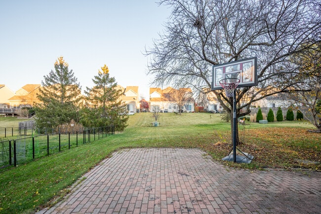 Foto del edificio - 511 Maggie Ln