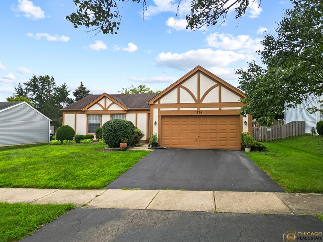 Building Photo - 1174 Hyannis Cir