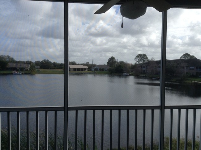 Building Photo - 2603 Emerald Lake Ct