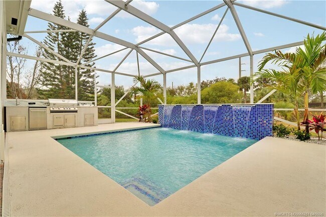 Foto del edificio - 5628 SW Gray Fox Dr