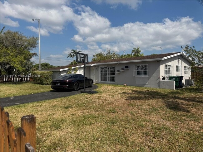 Foto del edificio - 8675 SW 27th Ln