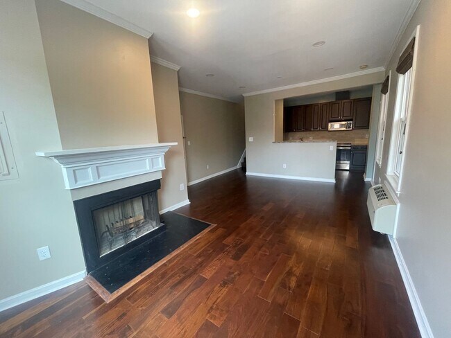 Foto del edificio - Dupont Circle 2-level Condo at The Cygnet. 1 Bed/1 Full Bath, Fireplace and Modern Kitchen
