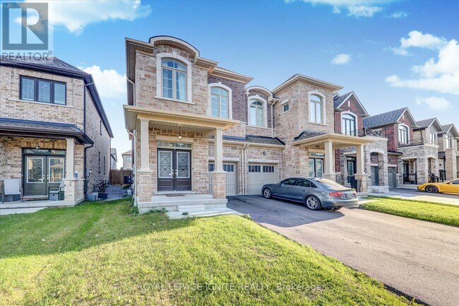 Photo du bâtiment - 35 Peter Hogg Ct