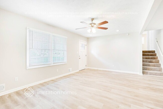 Foto del edificio - 6625 Hidden Brook Trail