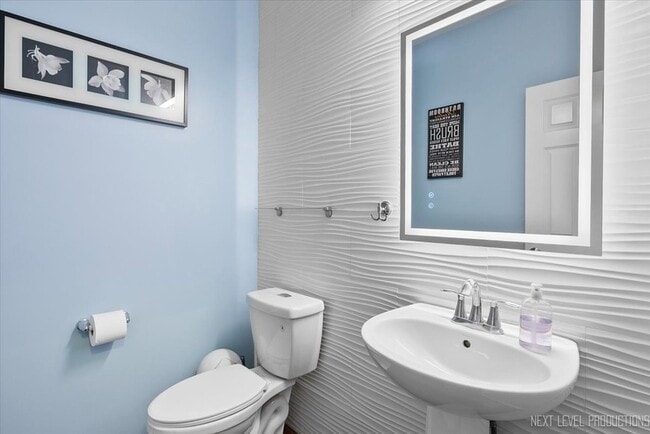 Building Photo - 73 W Illinois Ave