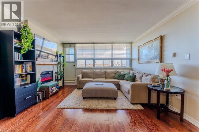 Photo du bâtiment - 212 Kerr St