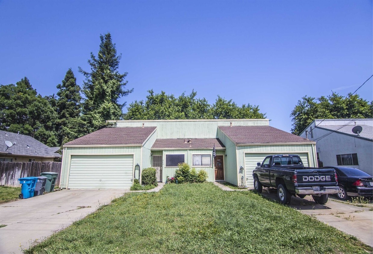 Primary Photo - 268-270 Arden Ave