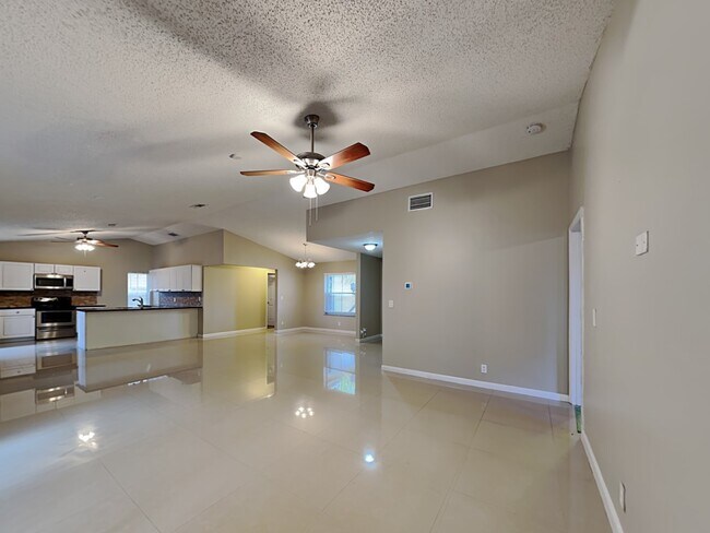 Building Photo - 1410 NW 47th Ave