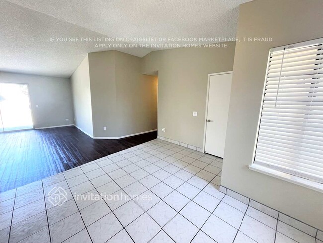 Building Photo - 5848 Cassandra Dr