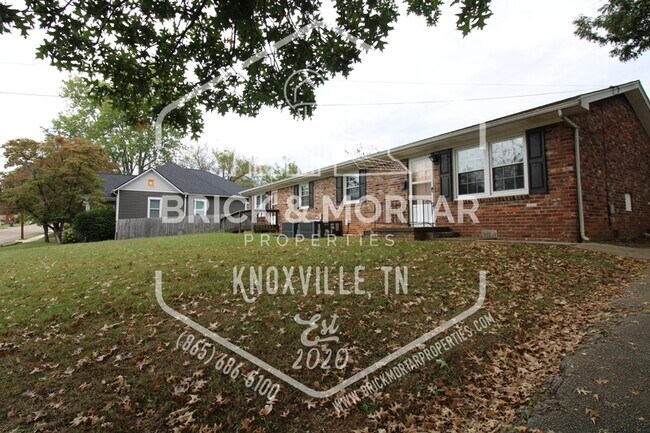 Foto del edificio - 2409 Holbrook Dr
