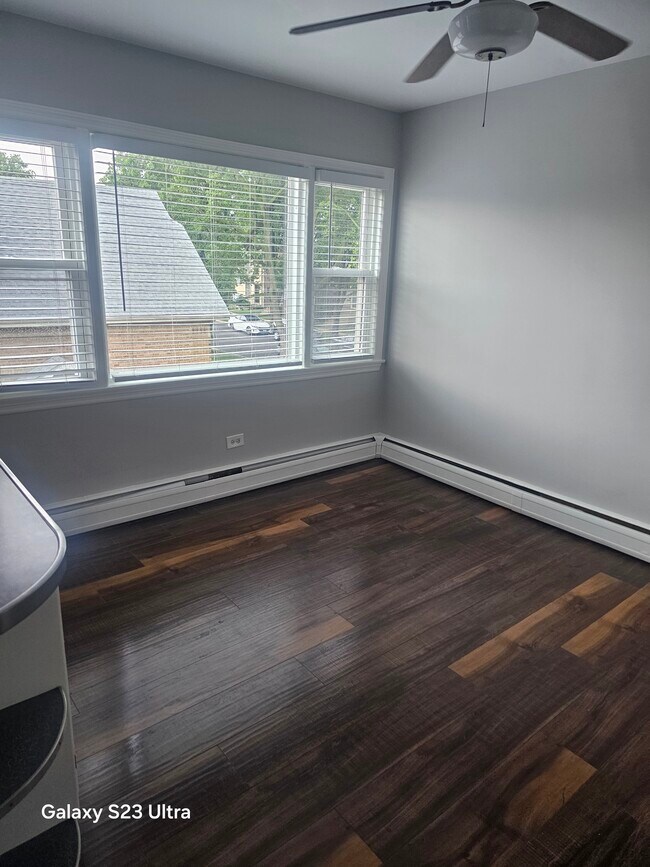 Foto del edificio - 2918 N 75th Ct
