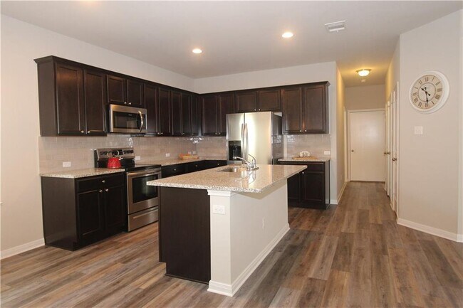 Building Photo - 1066 Gaelic Dr