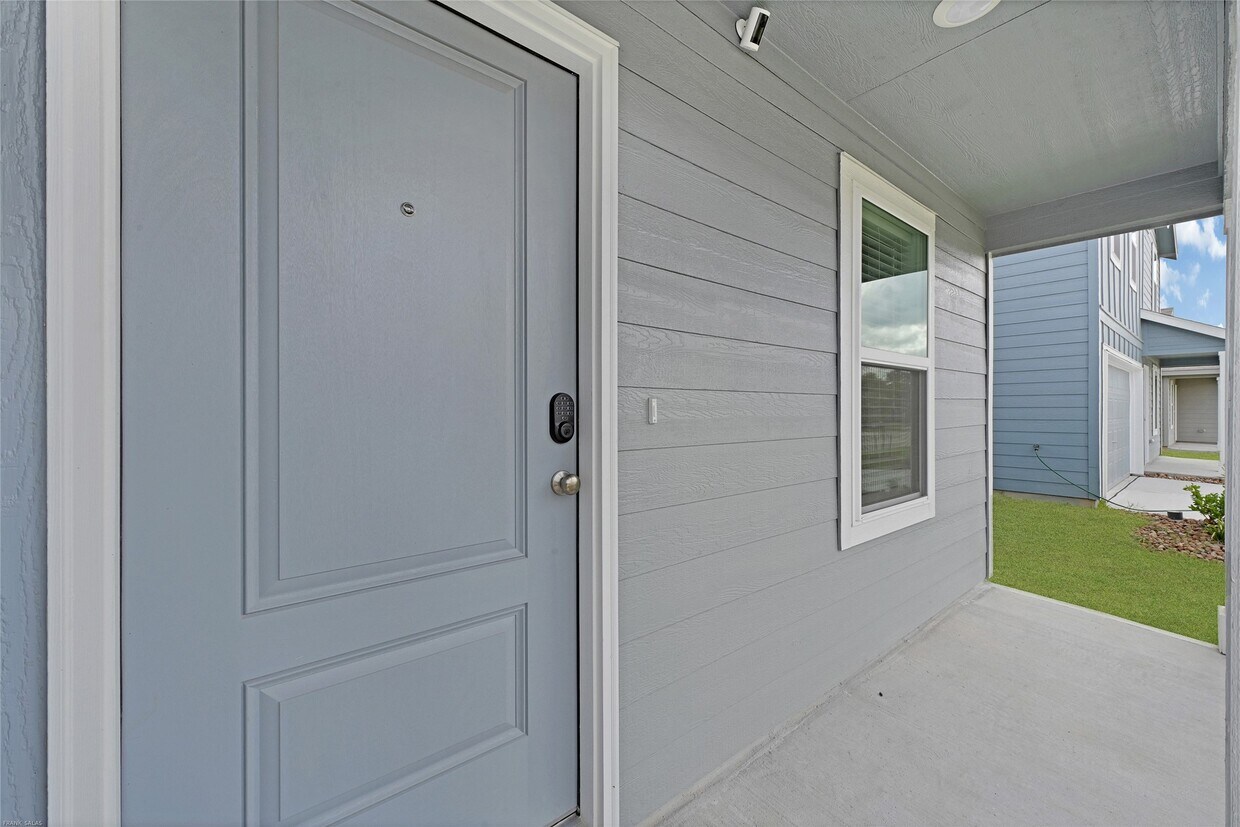 Primary Photo - 25419 Birch Hill Drive