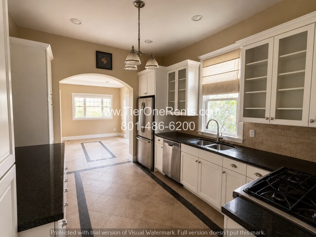 Foto del edificio - NO DEPOSIT option available for qualified renters
