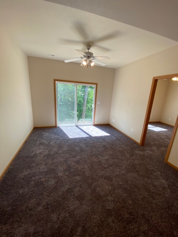 Foto del edificio - 1270 Rock Ridge Ln