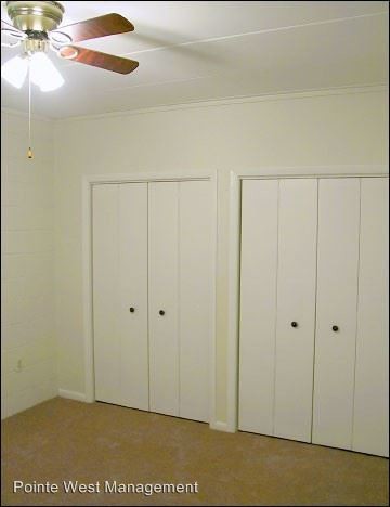 Building Photo - 900 Brightwood Manor Dr