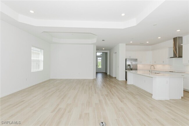 Foto del edificio - 5947 Sunningdale St