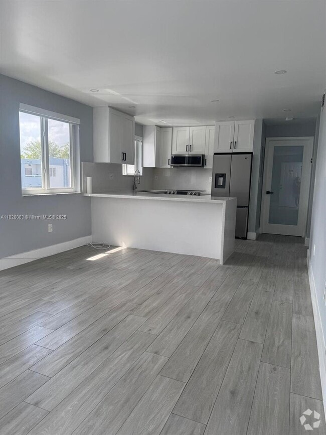 Building Photo - 6221 SW 131st Ct