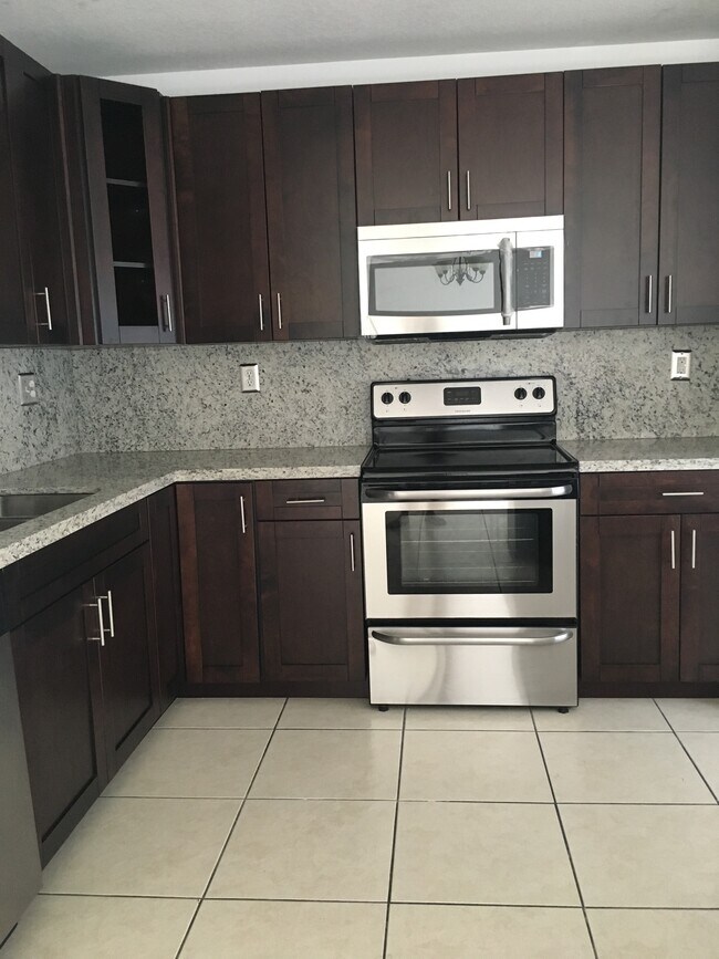 Foto del edificio - 5924 SW 162nd Pl