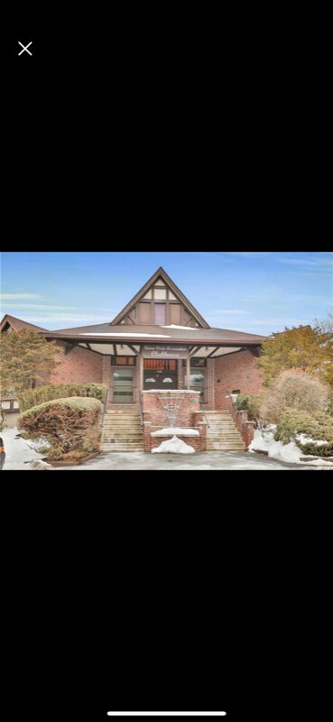 Building Photo - 536 Sierra Vista Ln