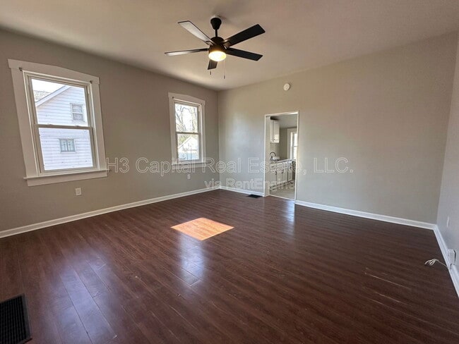 Foto del edificio - 627 S 19th St