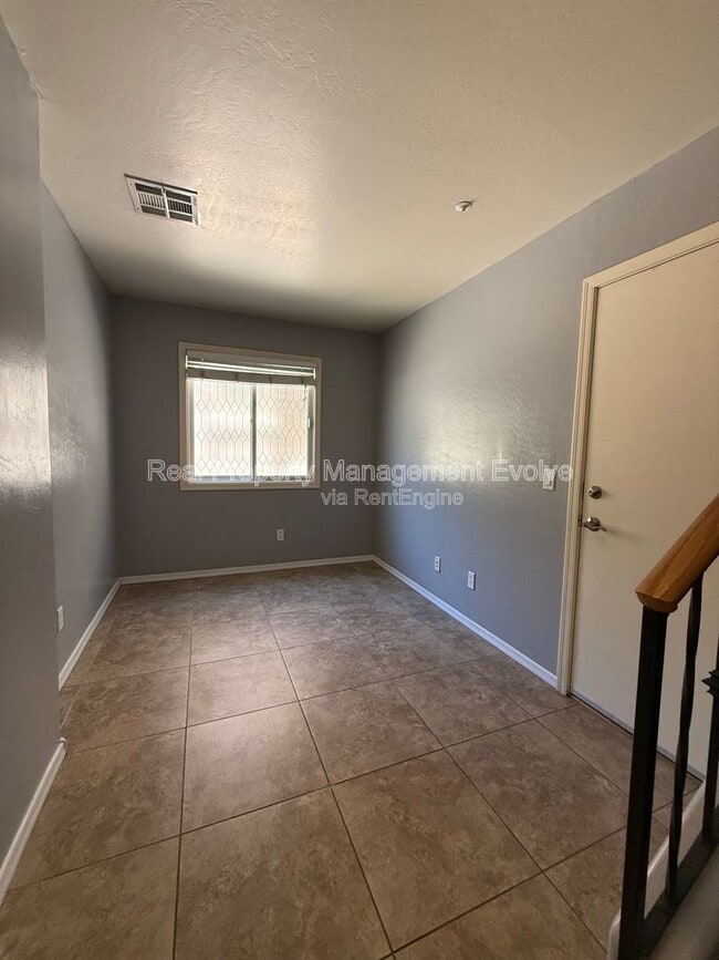 Building Photo - 4274 E Jasper Dr
