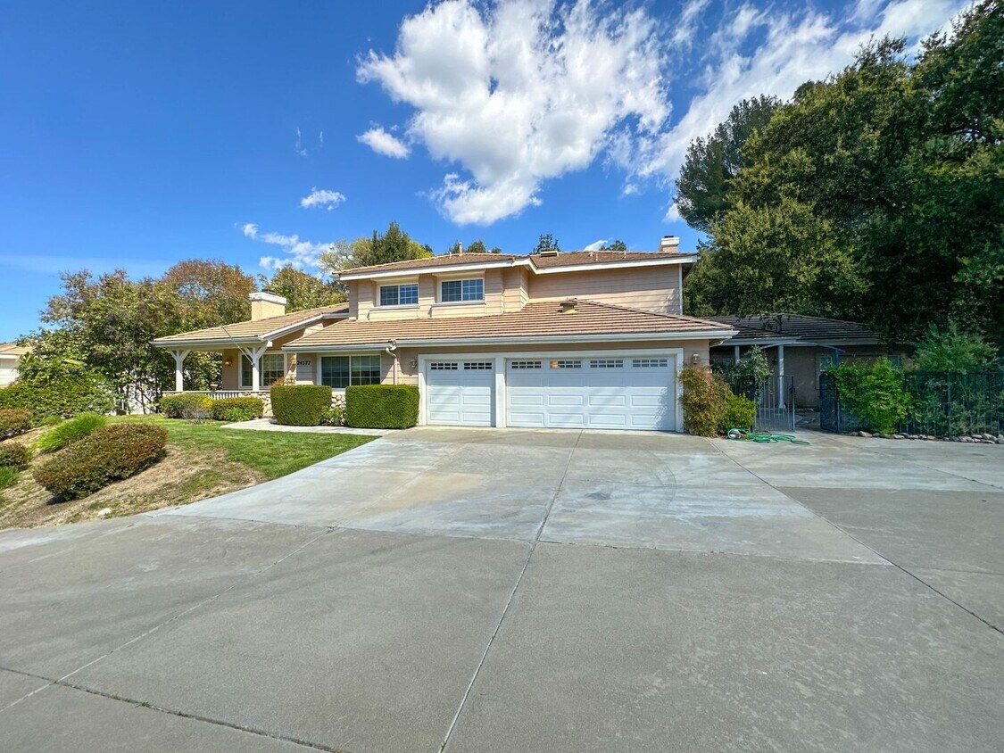 24577 Lola Ln, Santa Clarita, CA 91321 House Rental in Santa Clarita