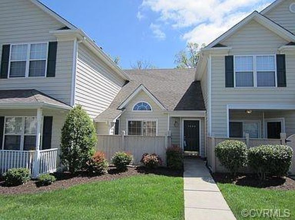 Primary Photo - 4690 Twin Hickory Lake Dr