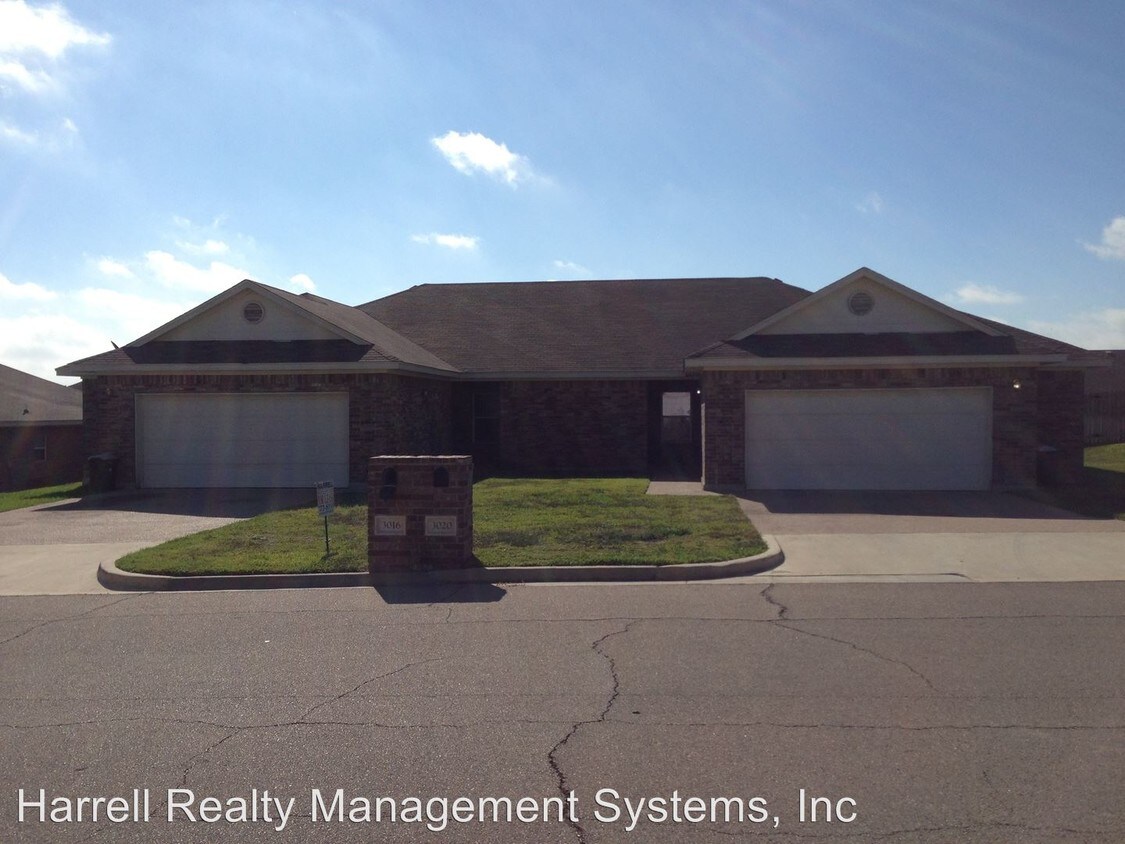 3000 Clydesdale Way, Waco, TX 76706 Condo for Rent in Waco, TX