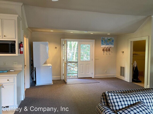 Foto del edificio - 1 br, 1 bath House - 2631 1/2 Stratford Rd
